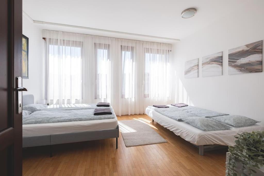 Apartmán Bright Downtown Balcony Retreat Budapešť Exteriér fotografie